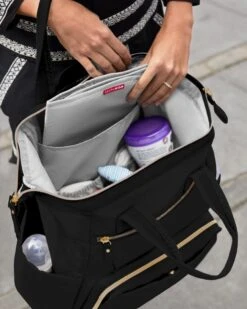 SkipHop Mainframe Backpack | Black -Productos Para Bebes Tienda 200150 7 scaled 1