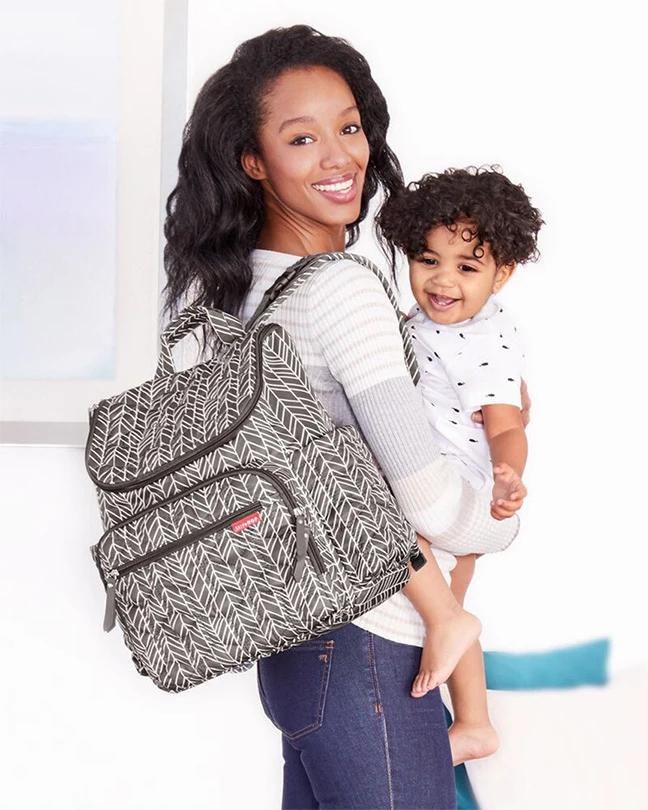 SkipHop Forma Backpack Feather Grey 4 SkipHop Forma Backpack Feather Grey - Imagen 4