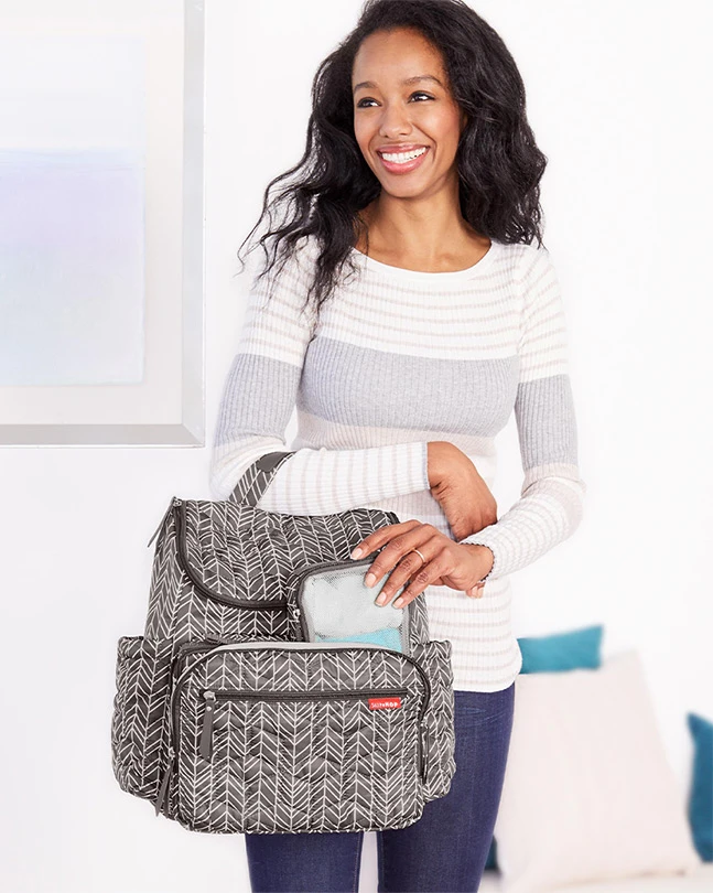 SkipHop Forma Backpack Feather Grey 5 SkipHop Forma Backpack Feather Grey - Imagen 5