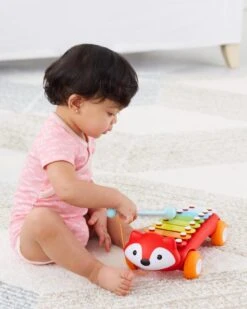 SkipHop Explore & More Fox Xylophone -Productos Para Bebes Tienda 303109 7 scaled 1