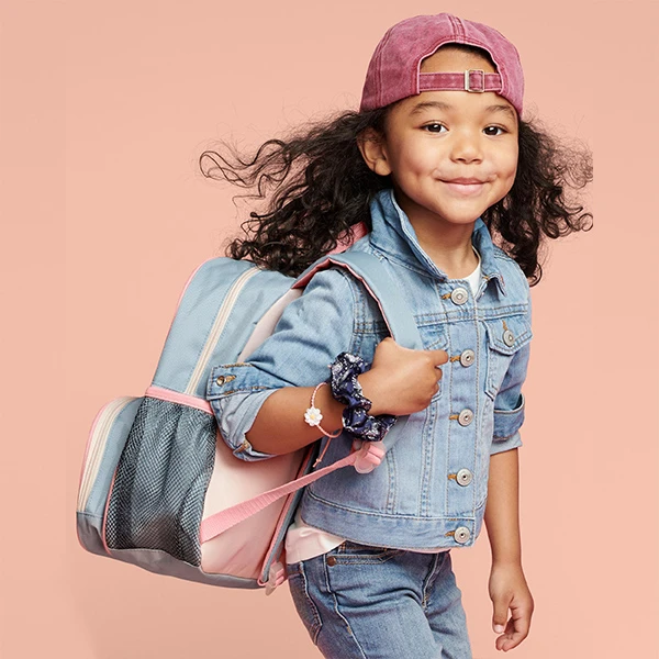 SkipHop Spark Style Backpack | Rainbow 3 SkipHop Spark Style Backpack | Rainbow - Imagen 3