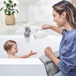 SkipHop Moby Waterfall Rinser | White 9 SkipHop Moby Waterfall Rinser | White -Productos Para Bebes Tienda 9P466910 8