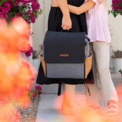 Petunia Boxy Backpack | Camel/Graphite -Productos Para Bebes Tienda Boxy CamelGraphite 7013