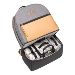 Petunia Axis Backpack | Camel/Graphite -Productos Para Bebes Tienda CamelGraphite AxisBackpack Interior lower w Cady