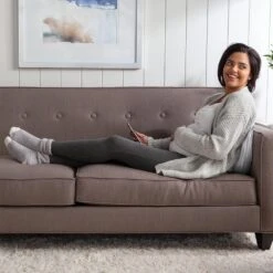 Boppy® Pregnancy Wedge | Grey Modern Stripes 8 Boppy® Pregnancy Wedge | Grey Modern Stripes -Productos Para Bebes Tienda GrayModernStripesPregnancySupportWedgecouchlookingbackJOEBR1258 c2020 PSfrom2018