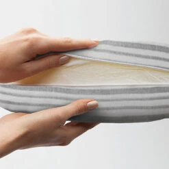 Boppy® Pregnancy Wedge | Grey Modern Stripes 10 Boppy® Pregnancy Wedge | Grey Modern Stripes -Productos Para Bebes Tienda GrayModernStripesPregnancySupportWedgeopenBLUBR0235 c2020 PSfrom2016