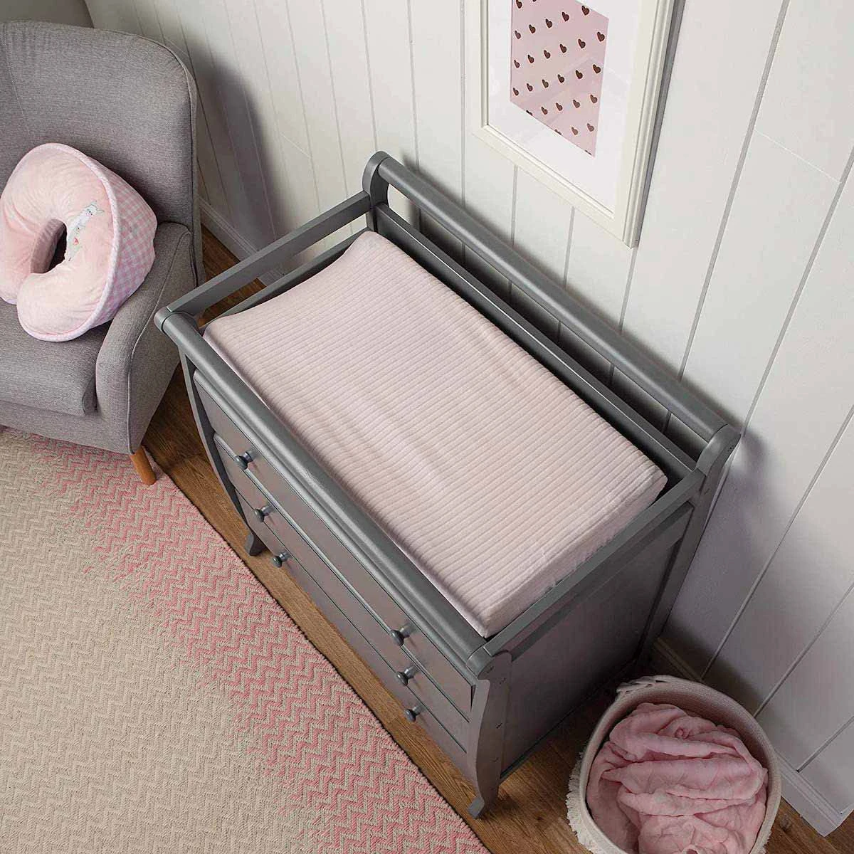 Boppy Changing Pad Cover | Pink Ribbed Winky 3 Boppy Changing Pad Cover | Pink Ribbed Winky - Imagen 3