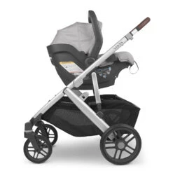 UPPAbaby Mesa V2 | Stella 13 UPPAbaby Mesa V2 | Stella -Productos Para Bebes Tienda MESA22 STL onVISTAV2 Side CA