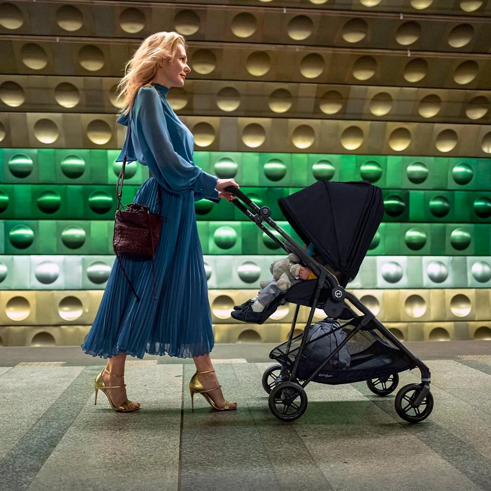 Cybex Melio Carbon | Deep Black 12 Cybex Melio Carbon | Deep Black - Imagen 12