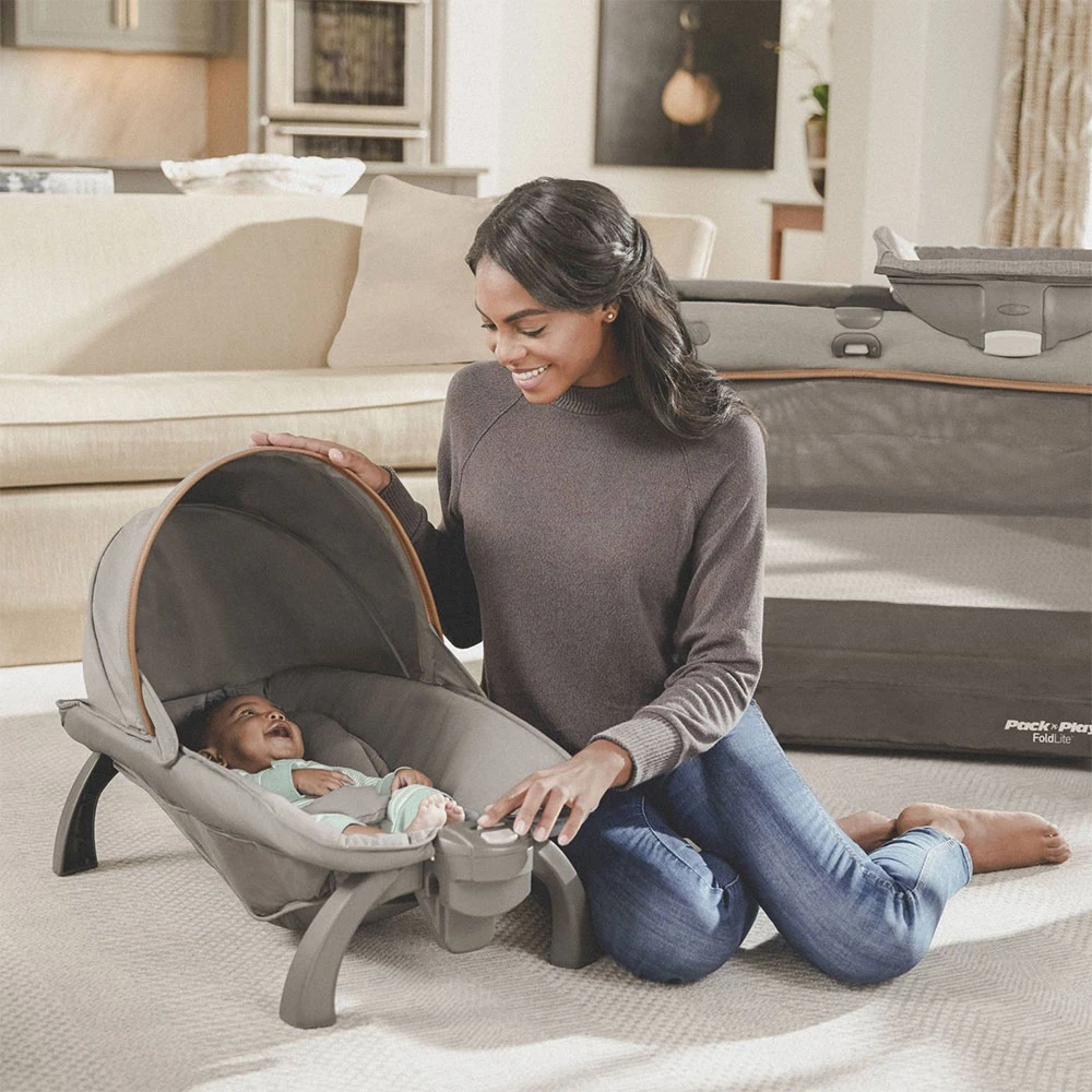 Graco Premier FoldLite™ Playard | Savoy 3 Graco Premier FoldLite™ Playard | Savoy - Imagen 3