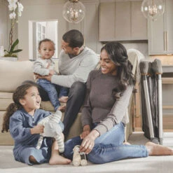 Graco Premier FoldLite™ Playard | Savoy 11 Graco Premier FoldLite™ Playard | Savoy -Productos Para Bebes Tienda Premier FoldLitePlayard3