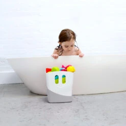 Ubbi Bath Toy Drying Bin | Grey 12 Ubbi Bath Toy Drying Bin | Grey -Productos Para Bebes Tienda UbbiToyBin7